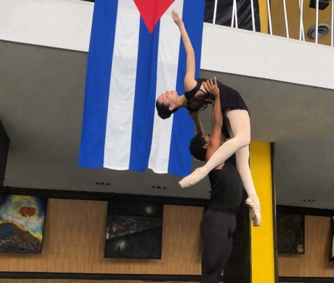 Una velada de danza, resistencia y continuidad de escuela.